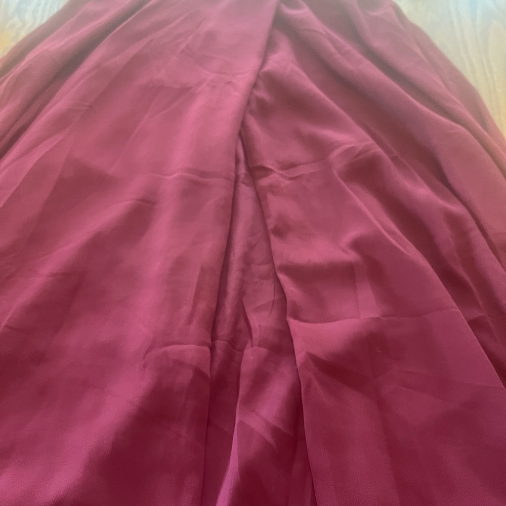NWT Lulu’s Maroon Deep Red Spaghetti Strap Cross Back Long Formal Gown Side Slit - Picture 5 of 9